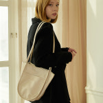 [앤드씨유] 티엔 숄더 아이보리 TIEN SHOULDER C0119 IVORY : andseeyou