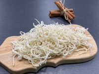 [건어물일상] 백진미채 1kg / 국내가공 (오징어함유량 90%) : 건어물일상