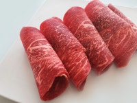 갯마을 한우 암소 실속대패500g 1등급 이상 랜덤 소고기야채말이 대패구이 샤브샤브 불고기 전골 고명 : 만나축산