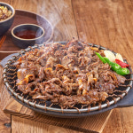 육가공연구소 완조리 밀키트 특제숙성양념 불맛 직화 연탄불고기 200g 2팩 : 오가닉팜 스토어
