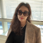 여자 프라다 캣아이 선글라스 0PR 03YSF : 더뷰안경
