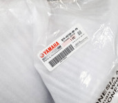 야마하 XMAX300 배터리 커버 ASSY B74-H2160-00-P0 엑스맥스 -2020 : 바이킹넷온라인