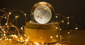 LESTER 크리스탈 수정구슬 달무드등 오르골 결혼 생일 선물 : 엔씨글로벌