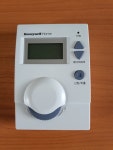 하니웰 디지털온도조절기 DT100-R 지역난방 온도조절기 : 동일테크