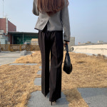 코코 일자핏 슬랙스 : 에스무드