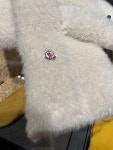 몽클레어 로고패치 에코퍼 구스다운 패딩 머플러 / Moncler Logo Lana Fur Goose Down Padded Muffler 00008 00 C0207 : 유로몰24