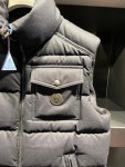 몽클레어 LALAY 포켓 디테일 남성 구스다운 패딩 베스트 / Moncler LALAY Goose Down Vest 43369 05 C0054 : 유로몰24