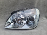 뉴카렌스 중고 라이트 운전석 (시그널 클리어 타입) : 신흥모터스