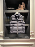 몽클레어 LALAY 포켓 디테일 남성 구스다운 패딩 베스트 / Moncler LALAY Goose Down Vest 43369 05 C0054 : 유로몰24