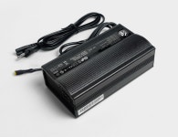 퀄리스포츠 전기자전거 Q투어 Q맥스 리미티드 롱레인지 충전기 36V 5Ah 고속 충전기 : 스톰N바이크