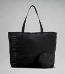 룰루레몬 패커블 라지 토트백 30L Packable Large Tote Bag 30L : 어썸블레어 컴퍼니