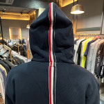 [압구정 더팩토리](당일) [THOM BROWNE] 톰브라운 클래식 삼선 백로고 트레이닝 후드 집업 자켓  네이비 (MJT153A 03377 415) : 압구정... 