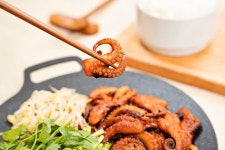 해담지찬 쭈꾸미홀릭 320g 양념 쭈꾸미볶음 밀키트 : 썬썬몰
