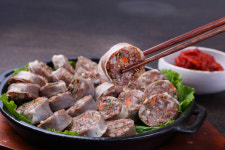 속초A+급 오징어순대 누룽지 아바이순대 국내산 속초전통순대  중앙시장 아바이마을 : 속초갈매기