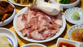 부산맛집 초필살돼지구이 필살 뒷고기 술안주 캠핑 음식 2인분 600g : 초필살돼지구이