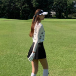 여성 골프웨어 필드 라운딩룩 알파벳 니트 골프조끼 2컬러 : UAA