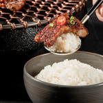 [ 1+1 ] 밀키트 레시피 72시간 저온 숙성 도깨비서서 양념돼지왕구이1.2kg / 최고의 맛 돼지 고기 김치 찌개 LA 소 갈비 찜 삼겹살 내주변 맛집... 