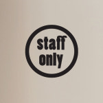 심플한 원 STAFF ONLY 직원전용 스테프온리 안내표시 스티커 : 코이핀즈