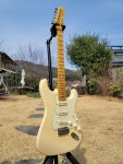 FENDER YNGWIE MALMSTEEN YJM CUSTOM EDITION : 기타앤사운드