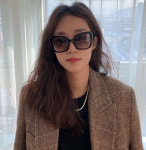 여자 프라다 캣아이 선글라스 0PR 03YSF : 더뷰안경