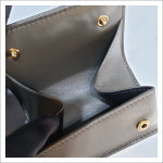 [여주아울렛명품 벨로네고지오] 생로랑 647267 BOWA1 1112  모노그램 미니 카드 지갑 : 벨로네고지오