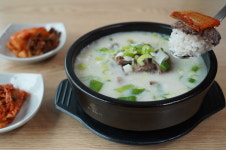 내장산달구지 가마솥 국내산 한우 소머리곰탕 소머리국밥 사골 밀키트 간편조리 간편식 캠핑 : 내장산달구지