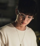까르뱅 CARVEN HOLLA 훌라 C5 배우 그해 우리는 최우식안경 연예인 착용 : 홍글라스