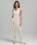 룰루레몬 이즈 오브 잇 올 브이넥 점프수트  Lululemon Ease of it All V-Neck Jumpsuit : 캘거리아마켓