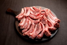 한돈 돼지등갈비 1kg 국내산 냉장 쪽갈비 등갈비 근막제거 : 30년전통한우암소 삼부축산