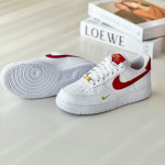 나이키 에어 포스 1 로우 에센셜 짐 레드 우먼스 : 커밍프롬