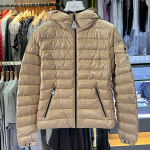 [논현 더팩토리](당일) [MONCLER] 몽클레어 BLES 로고 패치 다운 패딩 자켓  베이지 (1A00061 5396Q 221) : 논현 더팩토리 명품편집샵