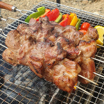 통돼지목살 한돈 생고기 구이 수육 바베큐 1등급 2kg : 삼형제고기