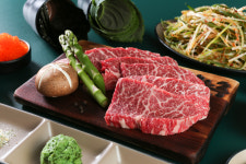 화룽 블랙앵거스 프라임 최상급 눈꽃살 꽃살 꽃갈비 진갈비살 캠핑 바베큐 홈파티 미국산 : 화룽