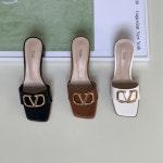 여성스러운 슬리퍼 골드장식 슬리퍼 뮬 6cm 바캉스 여름휴가 나들이 슬리퍼 : 리베 마켓