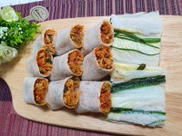 홍천 중앙시장 메밀부침 배추전 12장 : 서영코다리찜