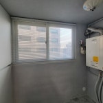 마산 산호동 진웅네스빌 아파트, 화이트 & 그린의 산뜻한 커튼 블라인드 인테리어 : 데코인 홈