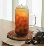 유니크한 클립 비어 캔글라스 L 550ml 내열유리컵 손잡이 카페 아이스커피 라떼 맥주잔 : 비앤채