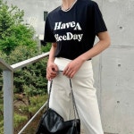 레터링 홀로그램 데일리 반팔 티셔츠-데일리룩,오피스룩.외출룩 추천 : 몽아미