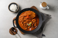 국내산 돼지갈비 듬뿍 묵은지 김치찜 캠핑 : 무등산식당