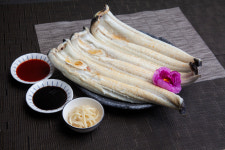 월향민물수산 | 국내산민물장어1kg 양념장2종 생강채(3kg구매시 1마리 서비스) : 삼일수산민물장어