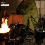 목스녹스 후드 블랭킷 캠핑용 입는이불 / 차박 캠핑 초경량 사계절 망토담요 솜패딩 : 행복한옷장