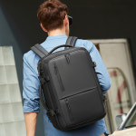 비즈니스 백팩 겸용 여행가방 : 도나네