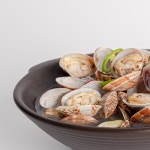 고래미 매콤칼칼 바지락술찜 500g 조개탕 바지락탕 술찜 조개술찜 국물안주 캠핑안주 : 고래미