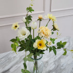 다알리아 버터플라이라넌큘러스 조화 화병꽂이 : 피오리레 플라워