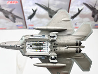[국내당일발송] WLTK 1/100 F-22 RAPTOR 무장장착형 -F22, 랩터, 무장, 내부무장창 재현, 합금완성품- : 브릭토피아
