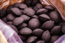 조개탄 브리켓 야자숯 10 KG 구이용 펜션 캠핑 바베큐 건설현장 난로 벽난로 : 숯총각