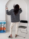 (가을신상) 네이비 소량남음 캐주얼 데일리 단가라 스트라이프 오픈 카라 루즈핏 맨투맨 티셔츠 : 제이와이엠