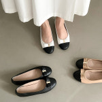 [국내고퀄]비비안 금장리본장식 플랫 단화 1cm : 모노어딕트