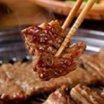 다미축산 양념 돼지갈비 국내산 한돈 수제갈비 2kg(6대 6인분) : 다미축산