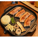 국산 가정용 인덕션 겸용 주물 네모불판 스테이크 구이팬 소고기 주물팬 삼겹살 : 사라리스토어